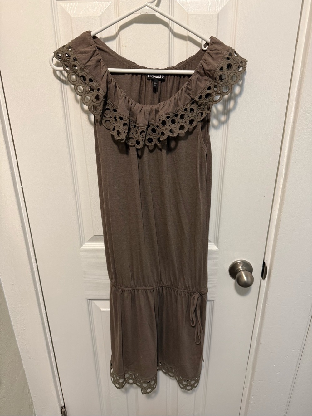 Express XS Taupe Eyelet Ruffle Tie Waist Dress